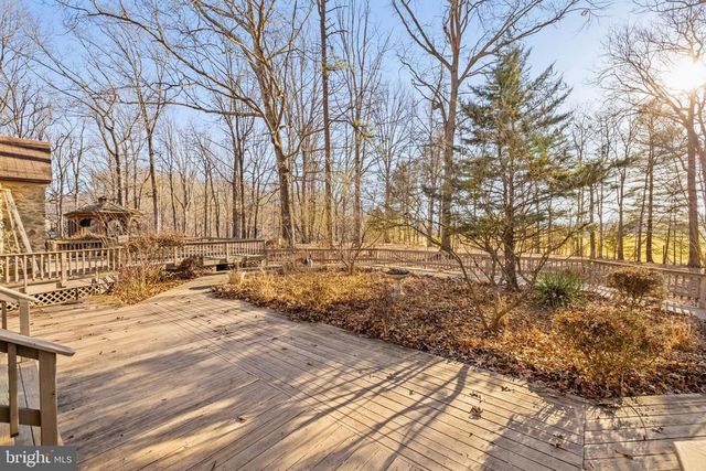 4500 WINERY LN, Barboursville, VA 22923