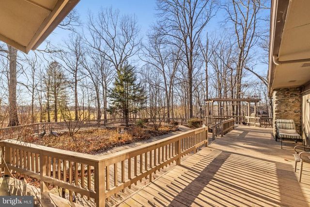 4500 WINERY LN, Barboursville, VA 22923