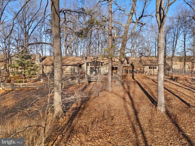 4500 WINERY LN, Barboursville, VA 22923