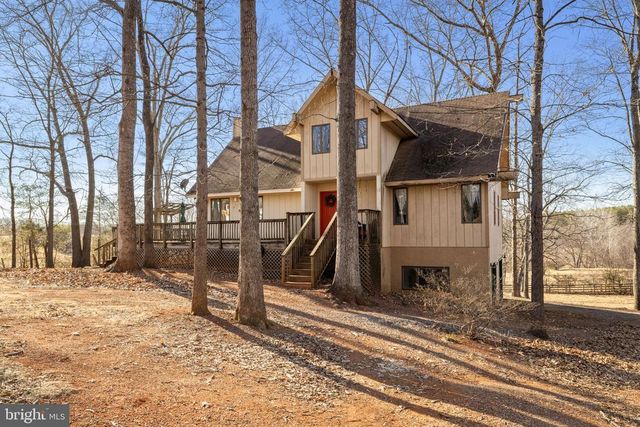 4500 WINERY LN, Barboursville, VA 22923