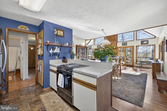 4500 WINERY LN, Barboursville, VA 22923