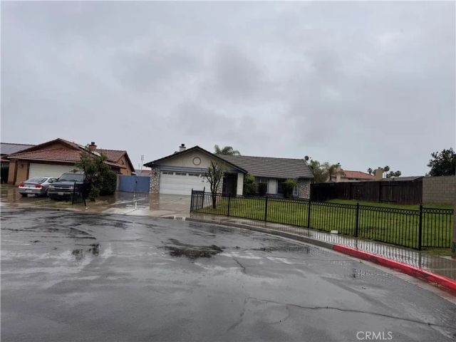 1255 Comiskey Court, Perris, CA 92571