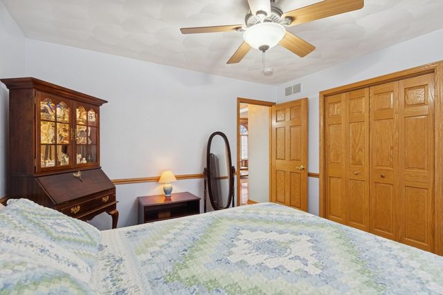 638 Merrion Road, Roscoe, IL 61073