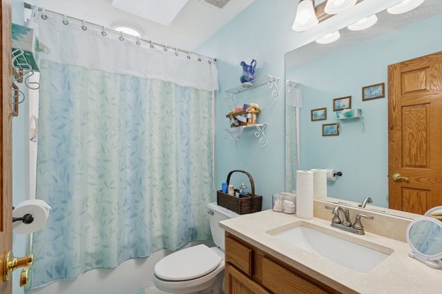 638 Merrion Road, Roscoe, IL 61073