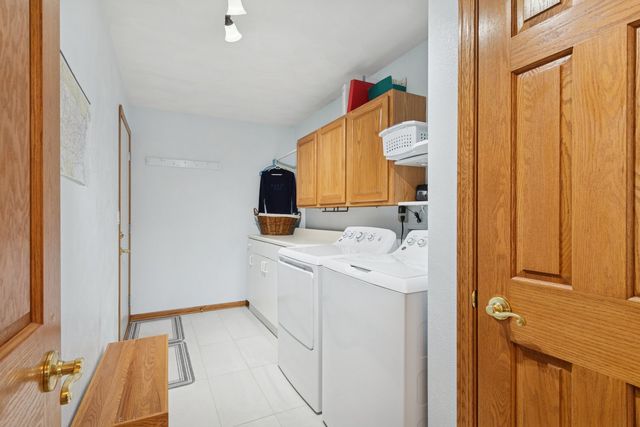 638 Merrion Road, Roscoe, IL 61073