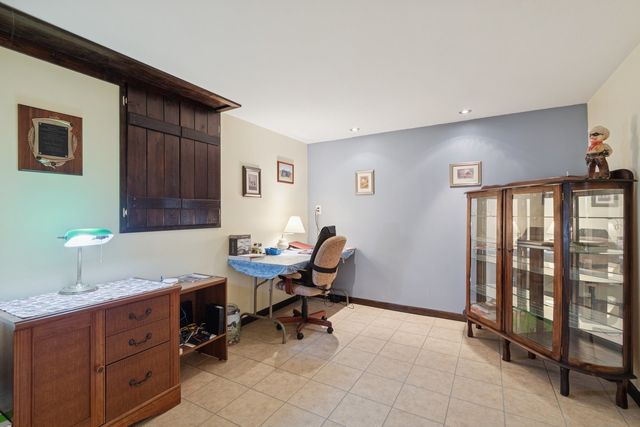 638 Merrion Road, Roscoe, IL 61073