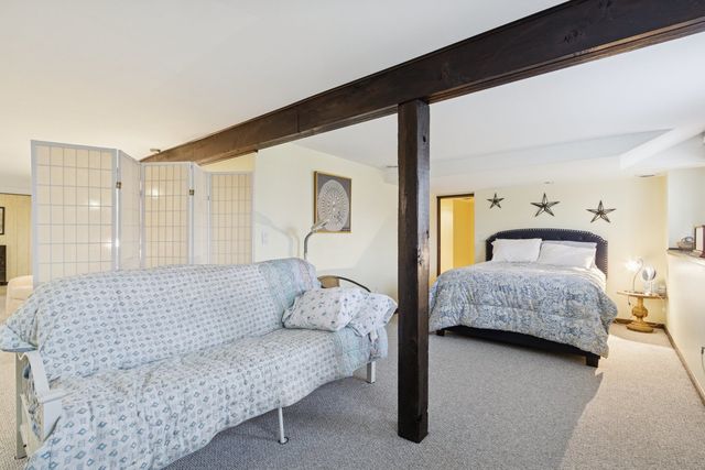 638 Merrion Road, Roscoe, IL 61073