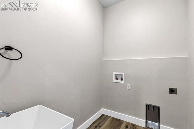 1279 N Mountain Estates Road, Florissant, CO 80816