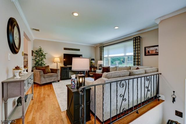 102 Tomahawk Trl, Sparta Twp., NJ 07871