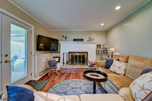 102 Tomahawk Trl, Sparta Twp., NJ 07871