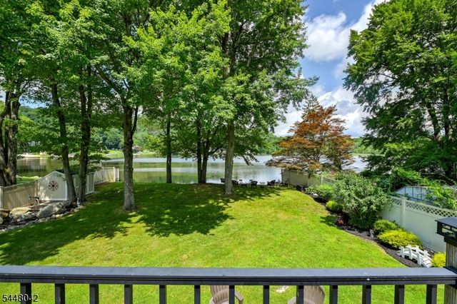 102 Tomahawk Trl, Sparta Twp., NJ 07871