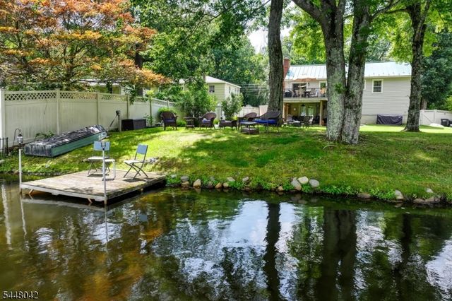 102 Tomahawk Trl, Sparta Twp., NJ 07871