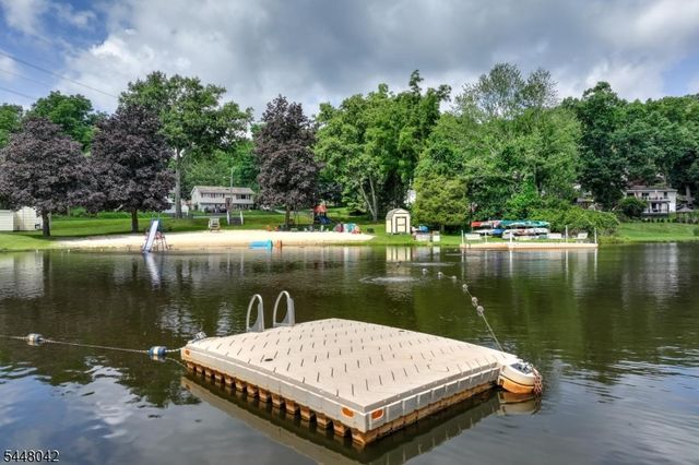 102 Tomahawk Trl, Sparta Twp., NJ 07871