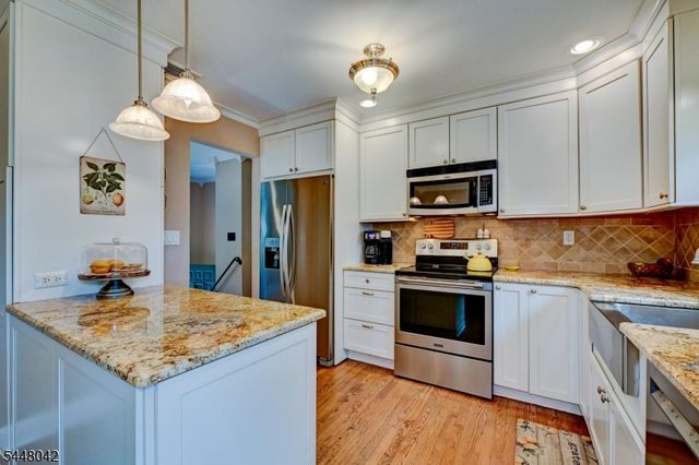 102 Tomahawk Trl, Sparta Twp., NJ 07871