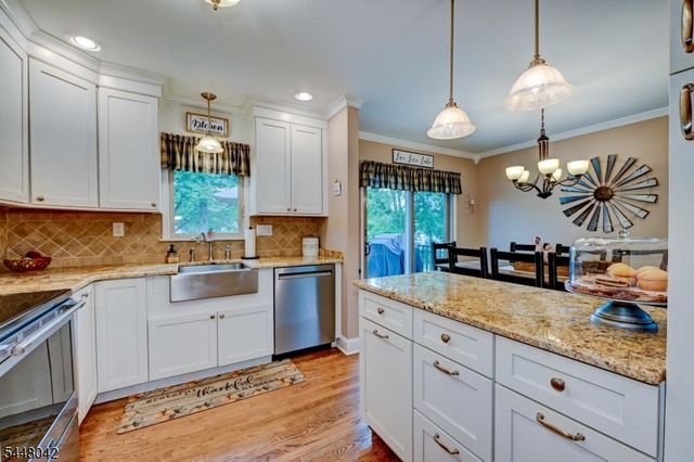 102 Tomahawk Trl, Sparta Twp., NJ 07871