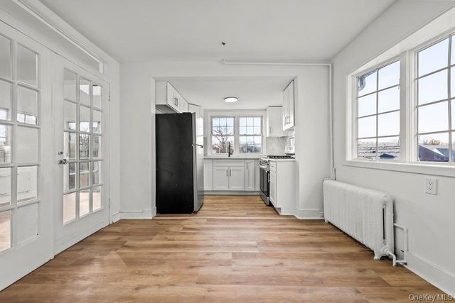 22 Chestnut Place, Mount Vernon, NY 10553