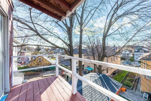 22 Chestnut Place, Mount Vernon, NY 10553