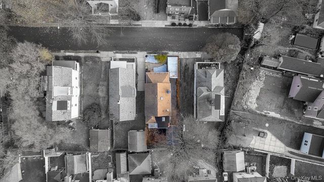 22 Chestnut Place, Mount Vernon, NY 10553