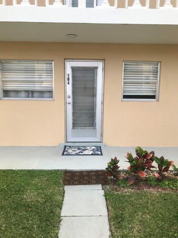 2102 NE 1st Way 104, Boynton Beach, FL 33435