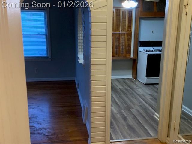 22059 Firwood Avenue, Eastpointe, MI 48021