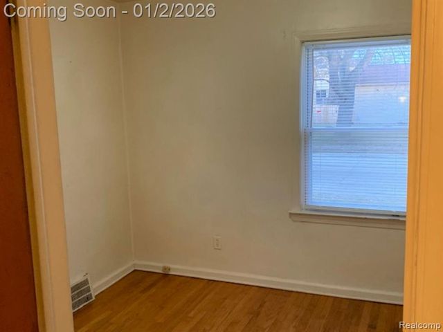 22059 Firwood Avenue, Eastpointe, MI 48021