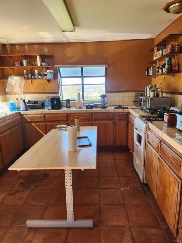 6367 Madrone Avenue, San Diego, CA 92114