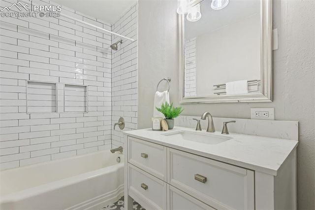 1213 N Prospect Street, Colorado Springs, CO 80903