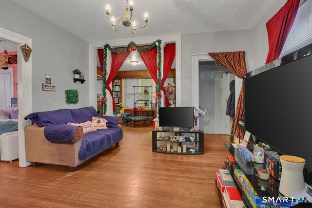 23 Summer Street, Waterbury, CT 06704