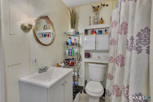 23 Summer Street, Waterbury, CT 06704