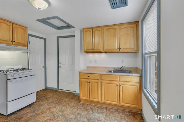 23 Summer Street, Waterbury, CT 06704