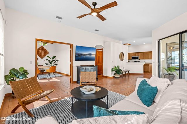 510 Lake Victoria Circle, Melbourne, FL 32940