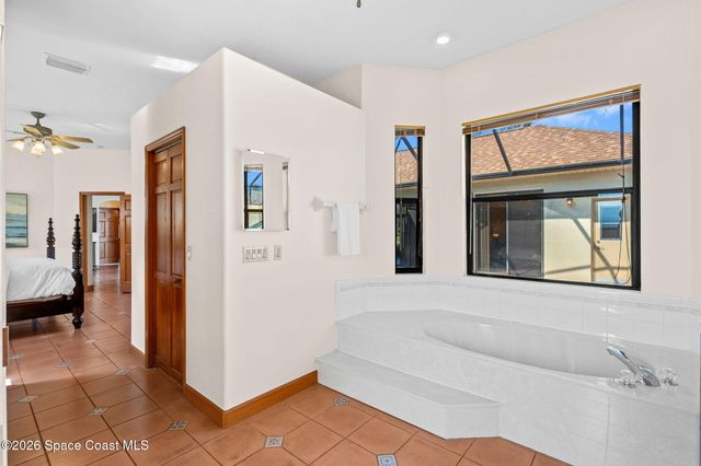 510 Lake Victoria Circle, Melbourne, FL 32940