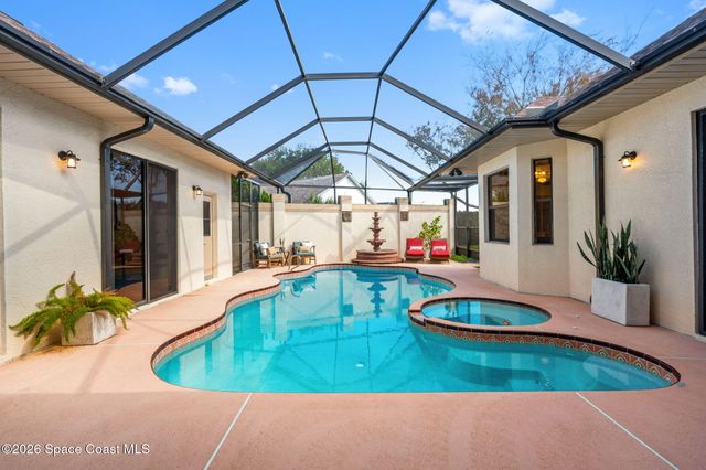 510 Lake Victoria Circle, Melbourne, FL 32940