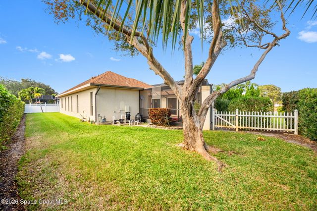 510 Lake Victoria Circle, Melbourne, FL 32940