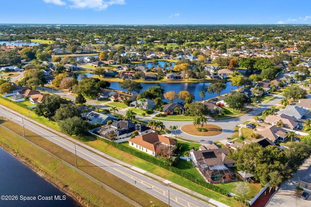 510 Lake Victoria Circle, Melbourne, FL 32940