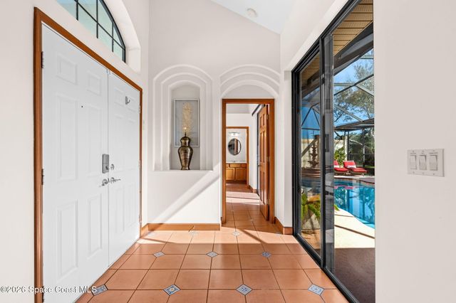 510 Lake Victoria Circle, Melbourne, FL 32940