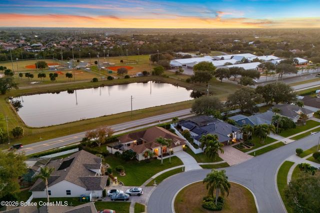 510 Lake Victoria Circle, Melbourne, FL 32940