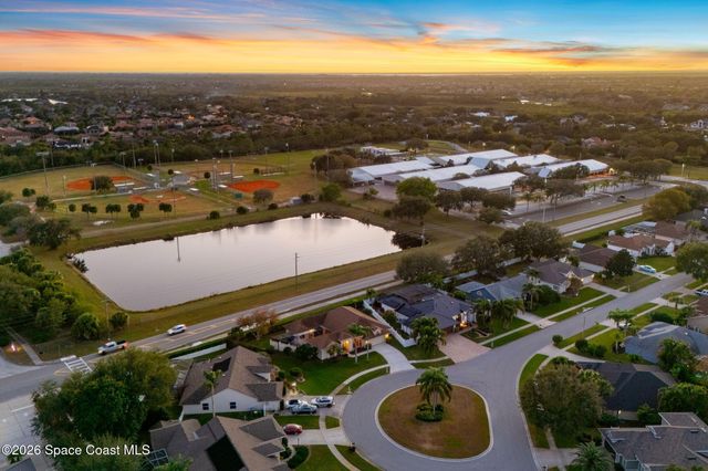 510 Lake Victoria Circle, Melbourne, FL 32940