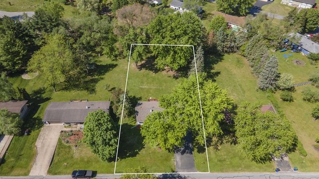 N2649 KELLEEN DRIVE, Waupaca, WI 54981