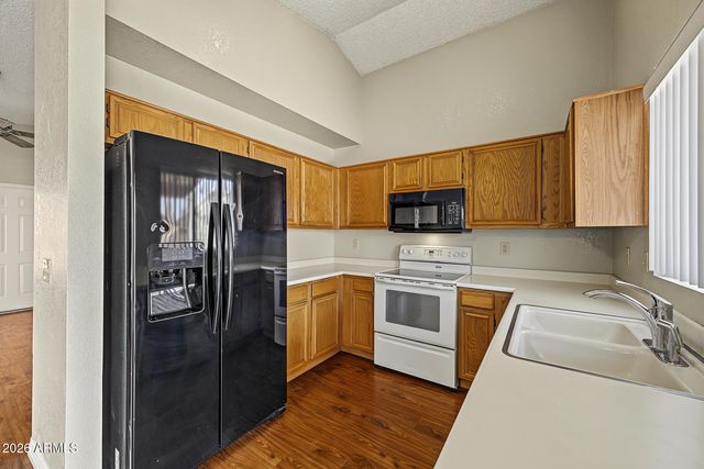 5774 W Commonwealth Place, Chandler, AZ 85226