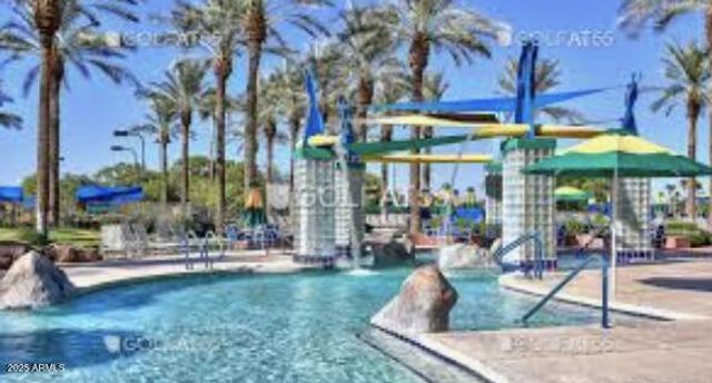 15628 W HIDDEN CREEK Lane, Surprise, AZ 85374