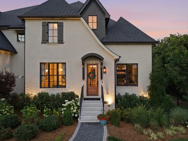 2108 Timberwood Pl, Nashville, TN 37215