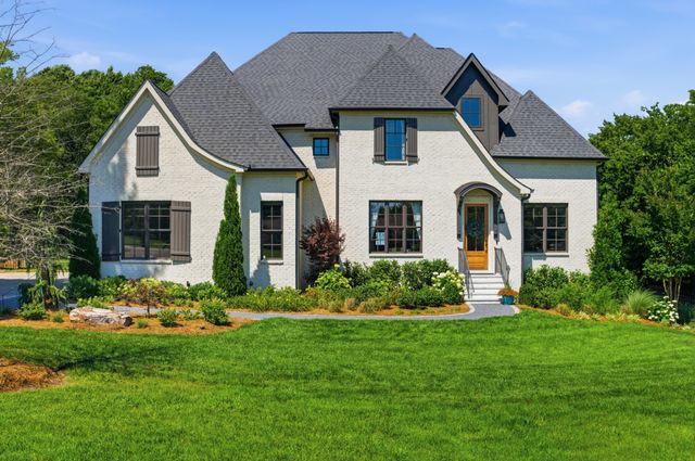 2108 Timberwood Pl, Nashville, TN 37215