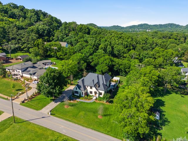 2108 Timberwood Pl, Nashville, TN 37215
