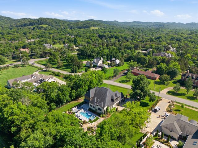 2108 Timberwood Pl, Nashville, TN 37215