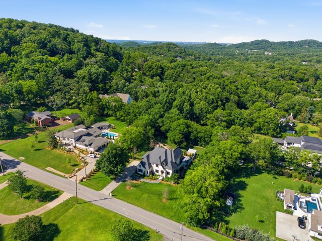 2108 Timberwood Pl, Nashville, TN 37215