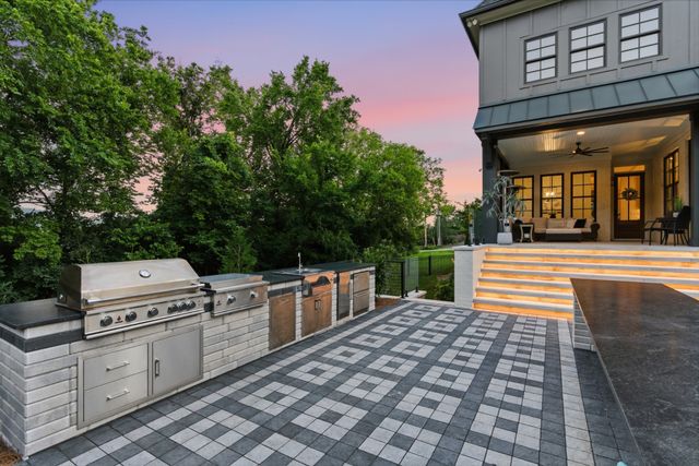 2108 Timberwood Pl, Nashville, TN 37215