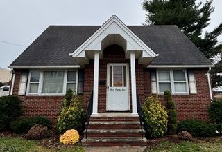 384 Madeline Ave, Garfield City, NJ 07026