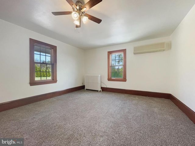 794 CLAREMONT AVE, Tamaqua, PA 18252