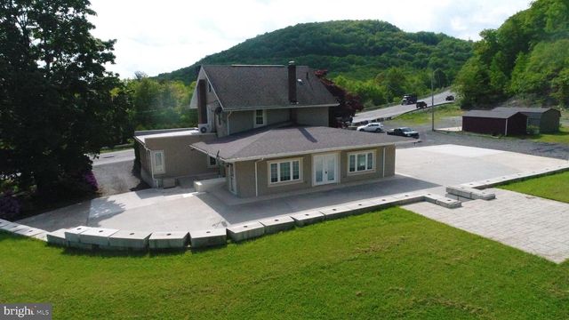 794 CLAREMONT AVE, Tamaqua, PA 18252